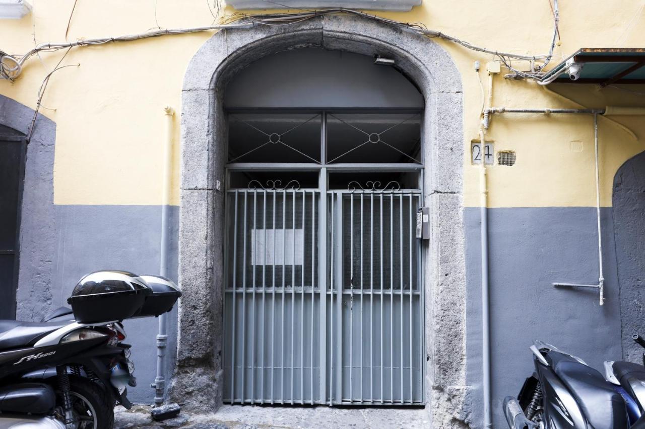 Porta Medina * Napoli